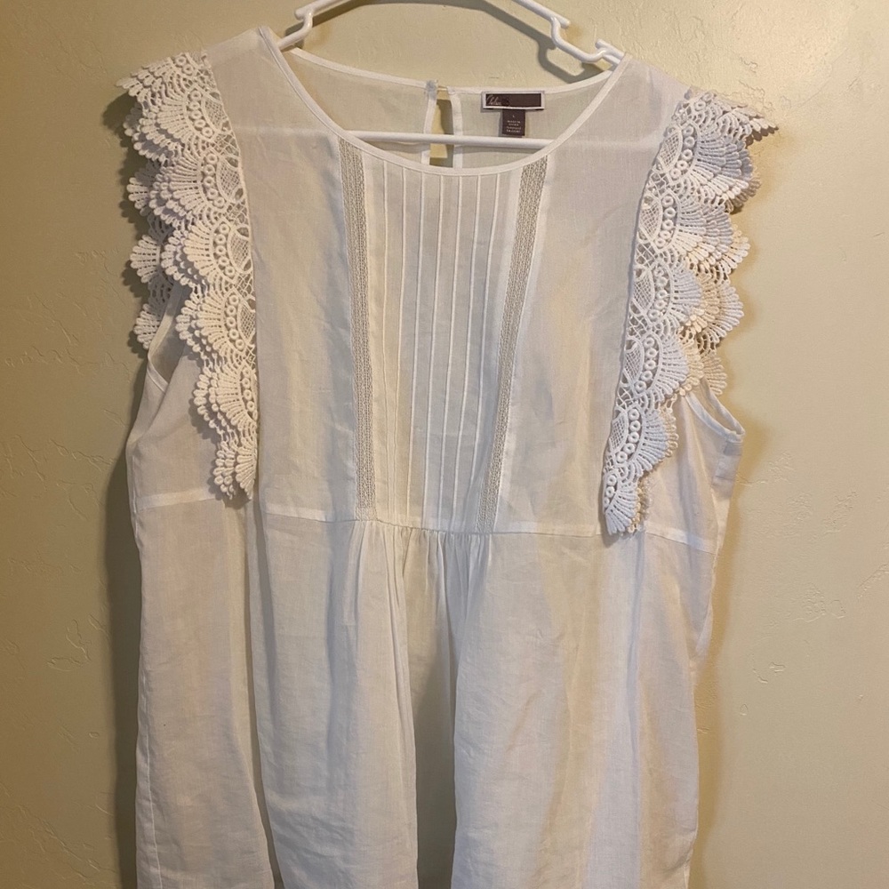 Chelsea 28 white blouse